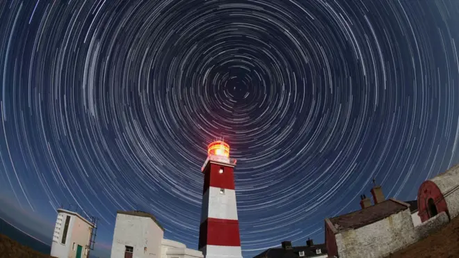 星空(Steve Porter摄)