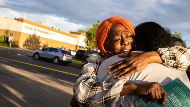 နယူးယောက်ပြည်နယ်အတွင်းပစ်ခတ်မှု လူ ၁၀ ဦးသေဆုံး