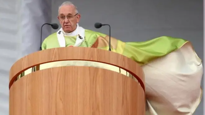 Kiongozi mkuu wa Vatican Papa Francis