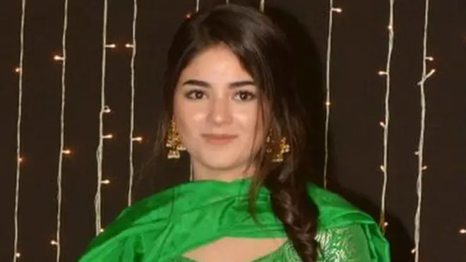 زائرہ وسیم نے فلمیں چھوڑنے کا اعلان کیا ہے