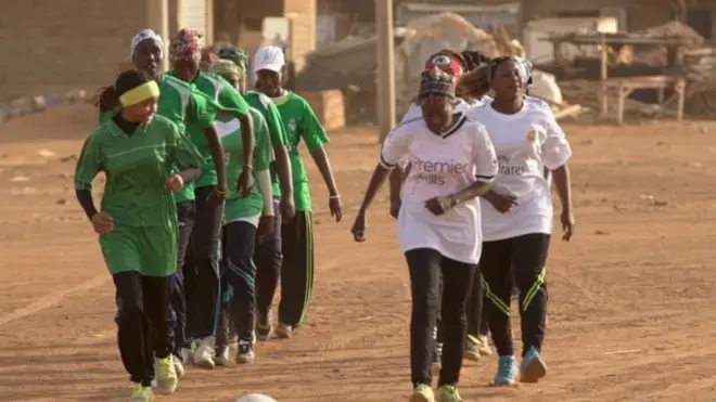 فيلم أوفسايد خرطوم