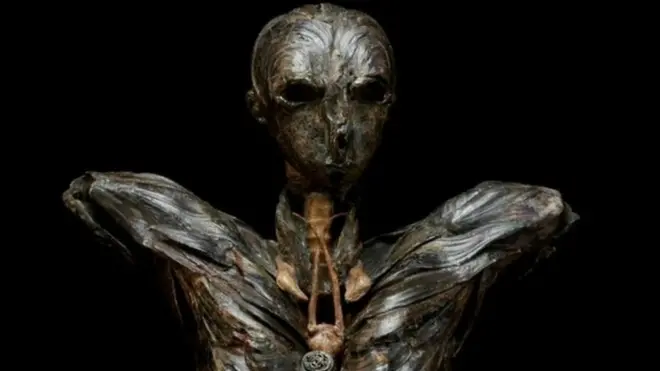 ఆడమ్ శిల్పం