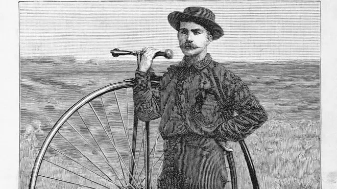 Thomas Stevens'ın dünya seyahati iki yıl sekiz ay sürdü. Çizimde Stevens, bisikletiyle görülüyor. 