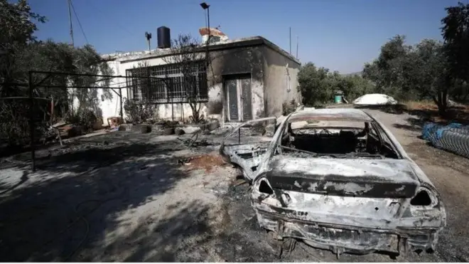 در حمله شهرک‌نشینان به روستاهای فلسطینی به تعدادی خانه و خودرو فلسطینیان آسیب رسید.