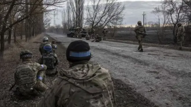 ወተሃደራት ዩክረይን ኣብ ሓለዋ: ኣብ ከባቢ ርእሰከተማ ኪቭ