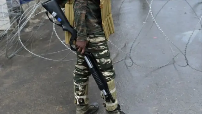 حقوق انسانی کی تنظیموں نے سکیورٹی فورسز کو خصوصی اختیارات دینے والے قانون افسپا کو ہٹانے سے متعلق سفارشات بھی تسلیم نہ کیے جانے پر مایوسی کا اظہار کیا ہے