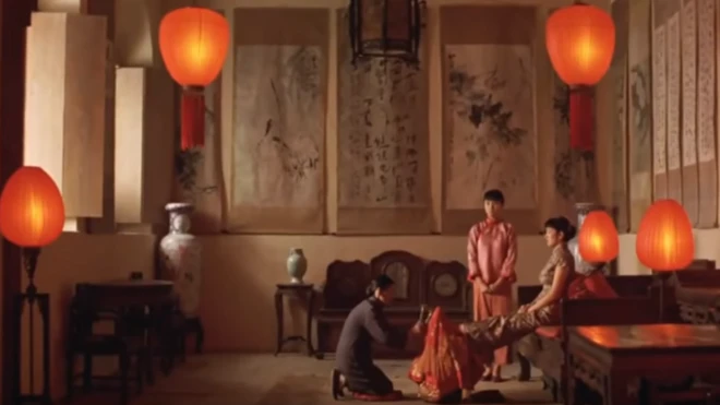 Một cảnh trong phim Đèn lồng đỏ treo cao