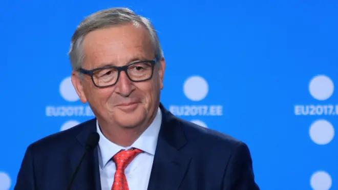 Jean-Claude Juncker mengaku tidak memiliki telepon genggam pintar.