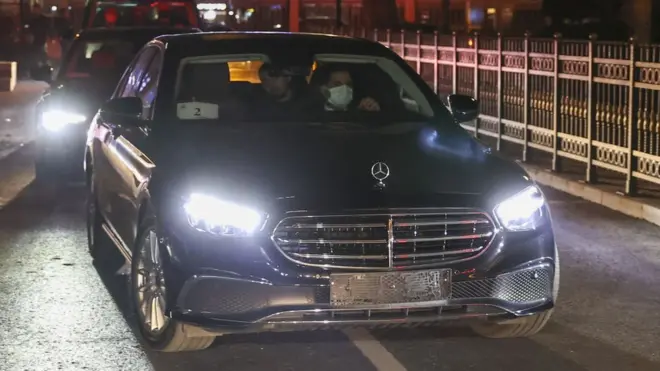 Ukrainian negotiators arrive ahead of a new round of peace talks between Moscow and Kyiv