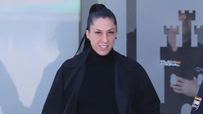 34 yaşındaki Jenni Hermoso milki takımda oynamayı sürdürüyor