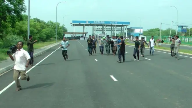 හම්බන්තොට වරාය විරෝධය: උණුසුම් තත්වයක්