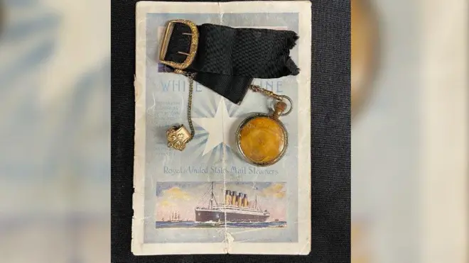 టైటానిక్ లో దొరికిన గడియారం