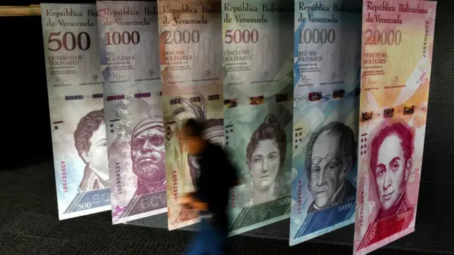 Billetes nuevos de Venezuela.