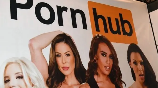 Aristarx Venesning yalangoch fotosurati