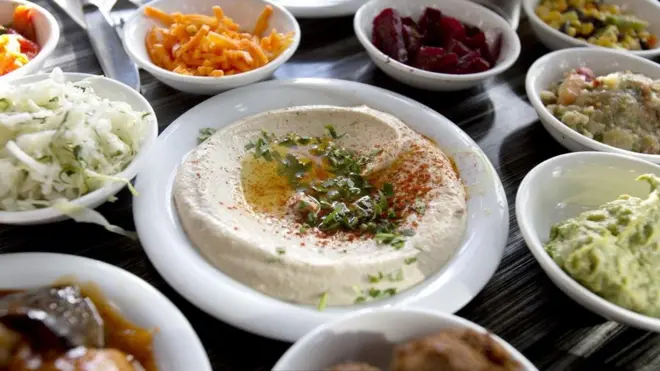 Hummus b'tahini consisteretirada via pix sportingbetgrão-de-bico, tahini, alho e limão