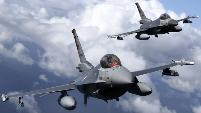 नेटो ने पूर्वी यूरोप में अपनी सैन्य मौजूदगी बढ़ाई है