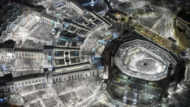 نمای هوایی از کعبه