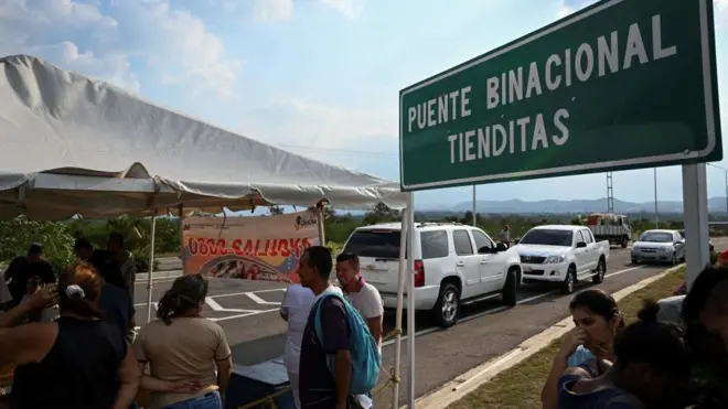 El puente binacional comenzó a construirse en 2013.