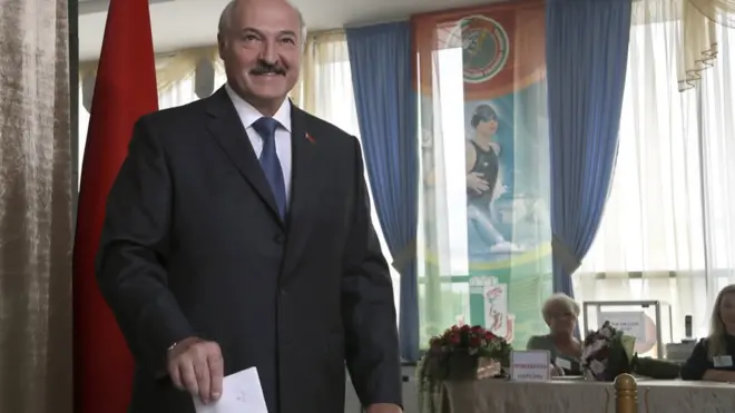 Белорусский президент также проголосовал на парламентских выборах