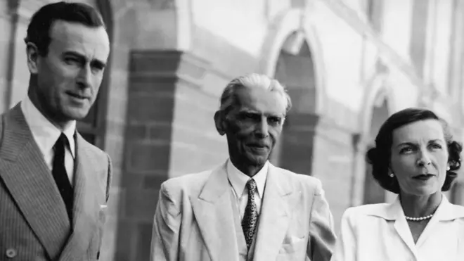 محمد علی جناح ماؤنٹ بیٹن اور ان کی اہلیہ کے ساتھ