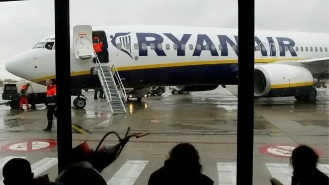 В уряді стверджують, що аеропорти нарешті домовились з Ryanair щодо умов польотів