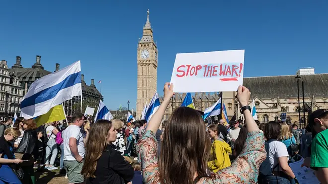 Антивоенная акция россиян в Лондоне