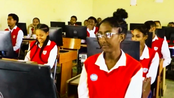 ኣብ ትግራይ ብኦንላይን ዝፍተኑ ተምሃሮ 12 ክፍሊ