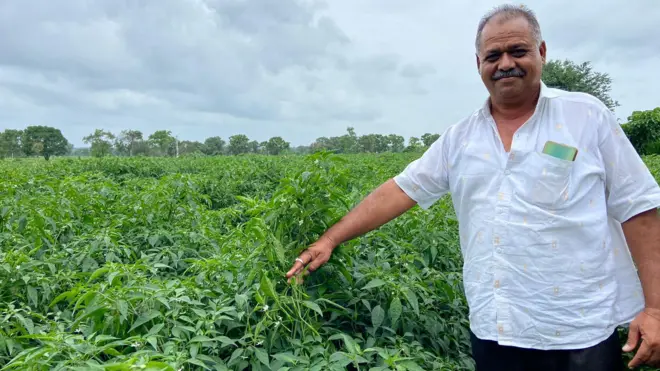 शेतकरी इक्बालखाँ पठाण