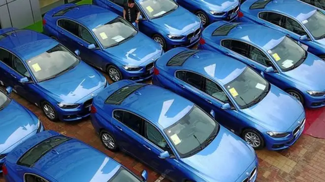 चीन में डीजल पेट्रोल कारों पर लगेगा प्रतिबंध