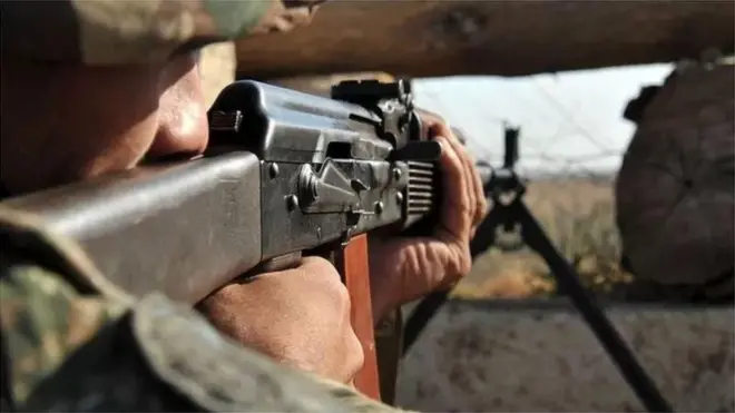 Azərbaycan Ermənistan sərhəd sərhəddə gərginlik atışma hərbçilər