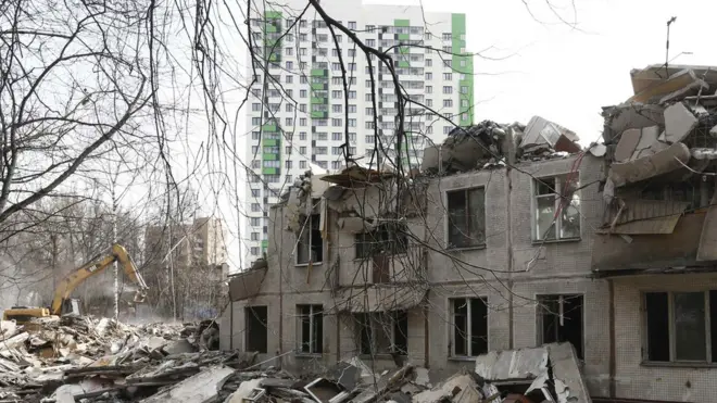 снос здания в Москве