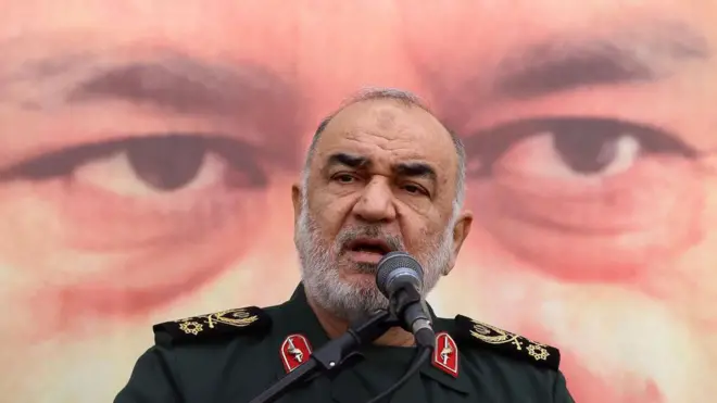 Kepala Garda Revolusi Iran, Hossein Salami, dilaporkan tewas dalam serangan Israel.
