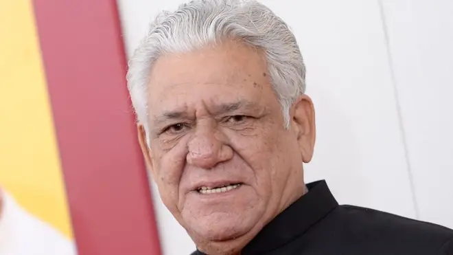 بالی وڈ اداکار اوم پوری نے ایک پاکستانی فلم 'ایکٹر ان لا' میں اہم کردار بھی ادا کیا ہے