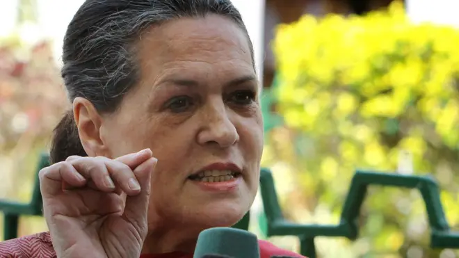 सोनिया गांधी