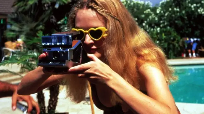 Heder Grem kao Devojka na rolerima u filmu Noći bugija