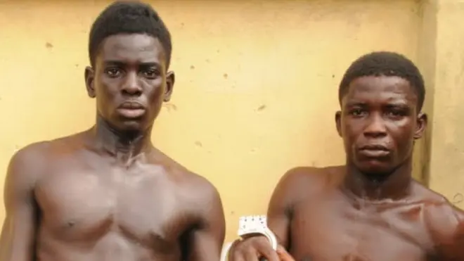 Ayodeji ati Saheed salaye fun awọn ọlọpaa pe ọgbẹni kan ti orukọ rẹ njẹ Sodiq Abefe ni o ni ki awọn lọ wa ori eniyan kan wa