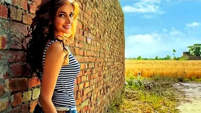 اگر اس فلم میں کسی چیز نے متاثر کیا ہے تو وہ صبا قمر کی پرفارمنس ہے