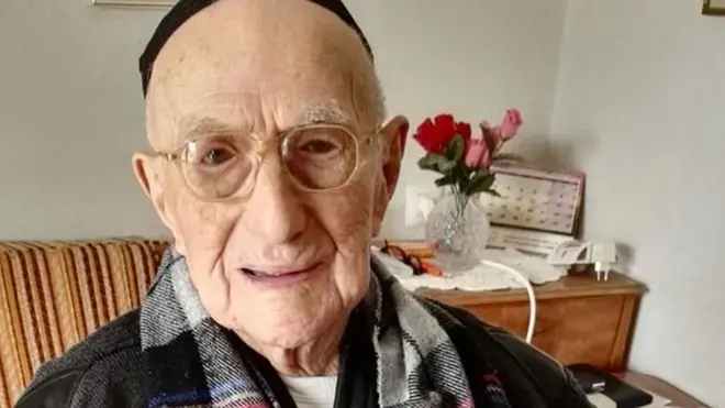 Yisrael Kristal, pria tertua di dunia, meninggal dunia pada usia 113 tahun.