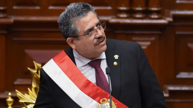 El nuevo presidente, Manuel Arturo Merino, asumió el martes 10 de noviembre y a menos de una semana ya vive una gran crisis.