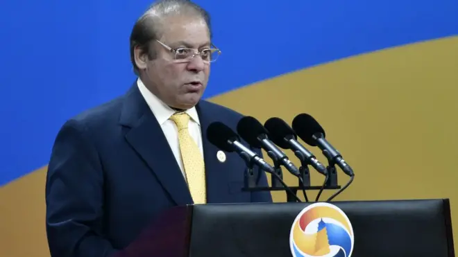 پاکستان کے وزیر اعظم میاں نواز شریف بیلٹ اینڈ روڈ فورم سے خطاب کرتے ہوئے