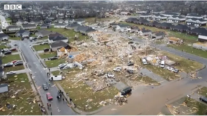 竜巻に家も教会も工場も破壊され……アメリカ6州で被害