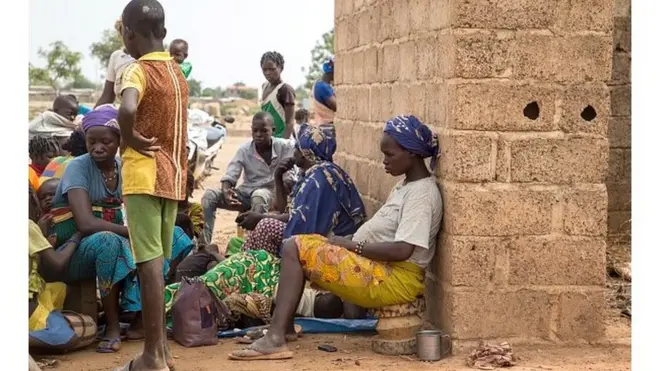 Selon des sources locales plusieurs centaines de personnes auraient quitté Tongomael dans le nord du Burkina suite à un ultimatum lancé par des bandes armées