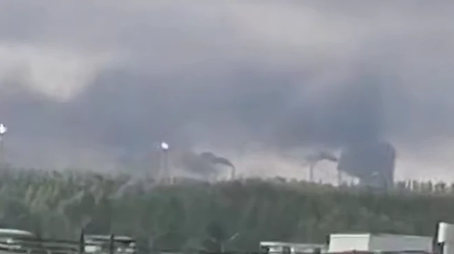 дым на горизонте в Нижнекамске
