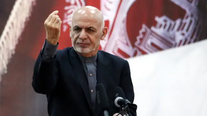 د ولسمشرۍ ماڼۍ خبرپاڼه کې ویل شوي، ښاغلي غني ښځو ته د سپکاوي په پار د (ټیکري) توری نه دی کارولی.