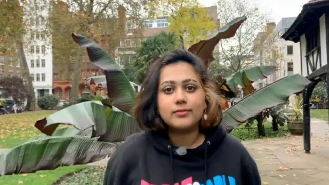 شاز شابة مثلية ومسلمة