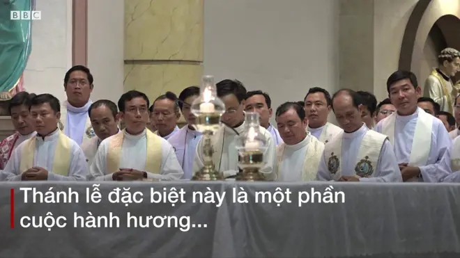 Giáo dân Việt Nam dự tháng lễ tại giáo đường St. DonBosco ở Bangkok