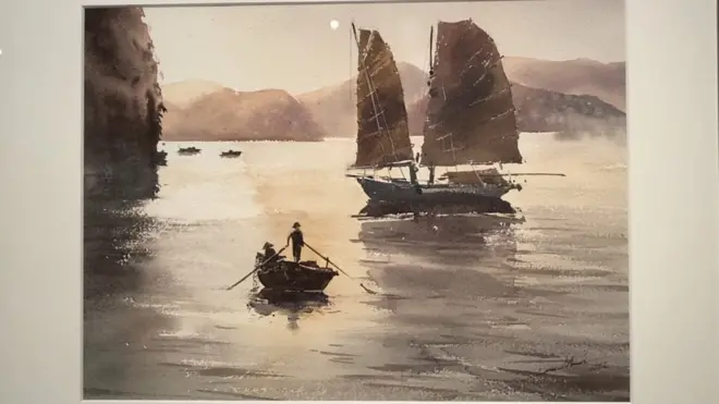 "Những cảnh đẹp của Hạ Long cách đây 30 năm nay không còn nữa," hoạ sỹ Minh Đàm nói. "Vậy sau này liệu con cháu chúng ta còn được nhìn thấy Hạ Long đẹp như hiện tại nữa hay không?"