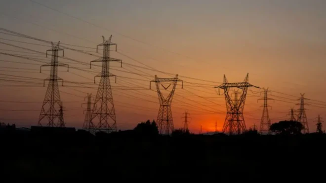 Awọn opo ina ninu okunkun birimu