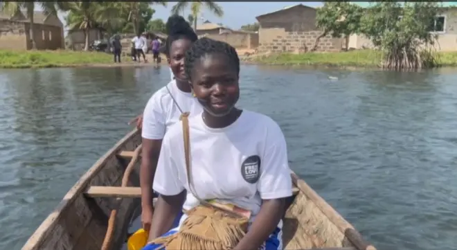 Aworan Comfort ati Tina