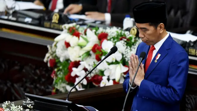 Presiden Joko Widodo mengumumkan RAPBN 2019di hadapan para anggota DPR/MPR.